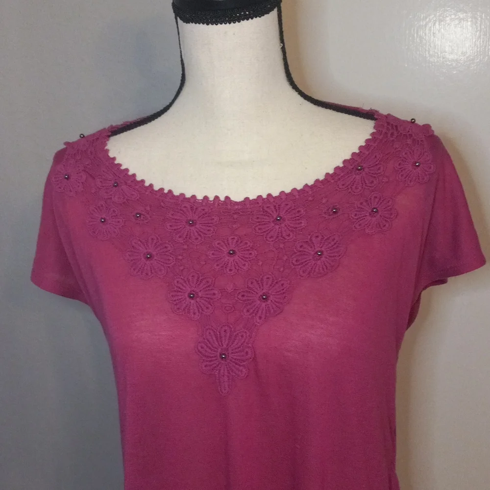 Ruby Rose Top - Picture 4 of 12